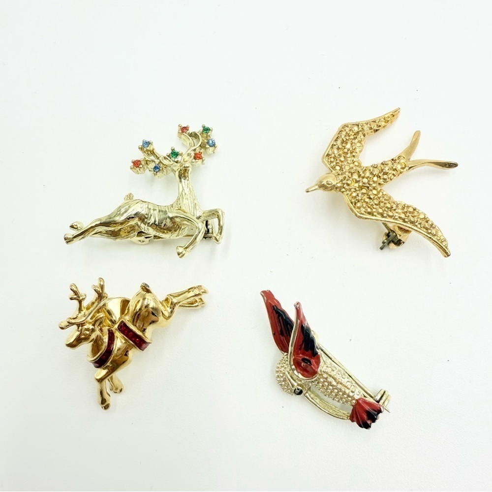 Vintage Holiday Gold Tone Reindeer Birds Animals Brooch Sets